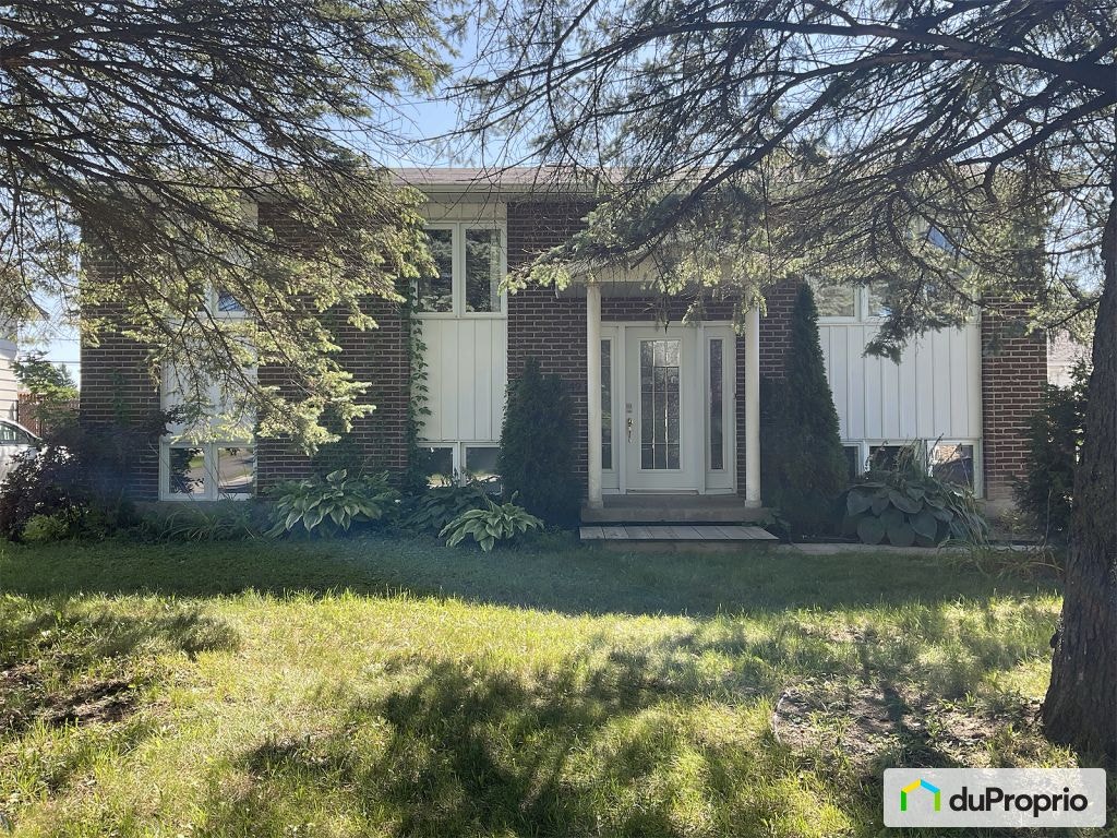$599,900 - Bungalow for sale in Mascouche — photo 2