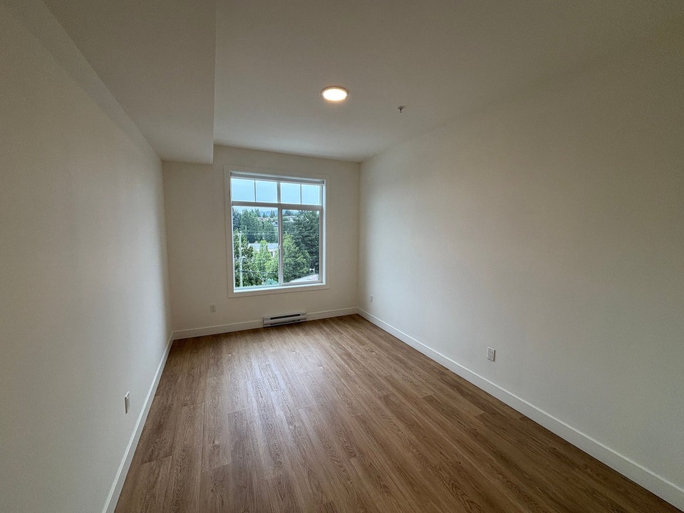 Cozy Condo in Prime Location 4