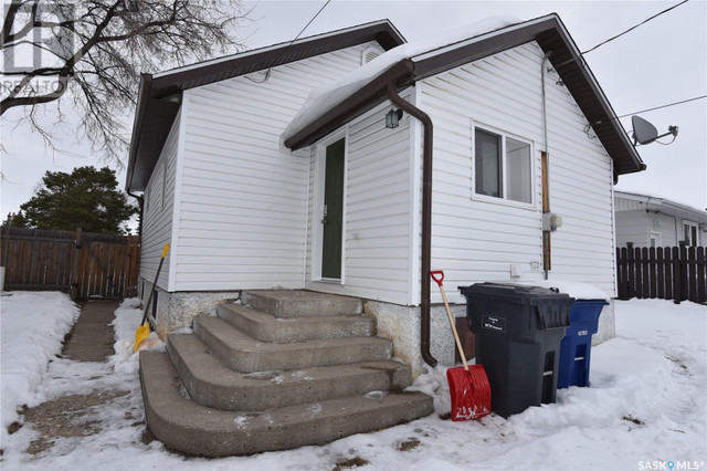 622 6th AVENUE W Nipawin, Saskatchewan in Houses for Sale in Nipawin - Image 3