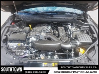 This used 2026 Dodge Durango GT for sale in Edmonton has just 2565 km and is finished in DB Black Cr... (image 7)