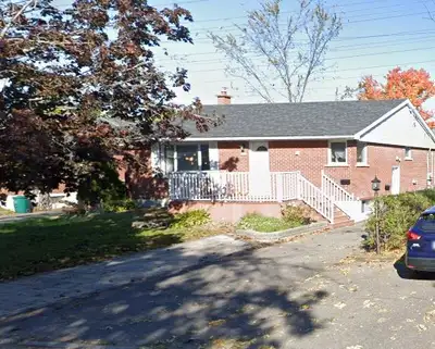 Wonderful Woodside-2 Bed basement apartment for rent
