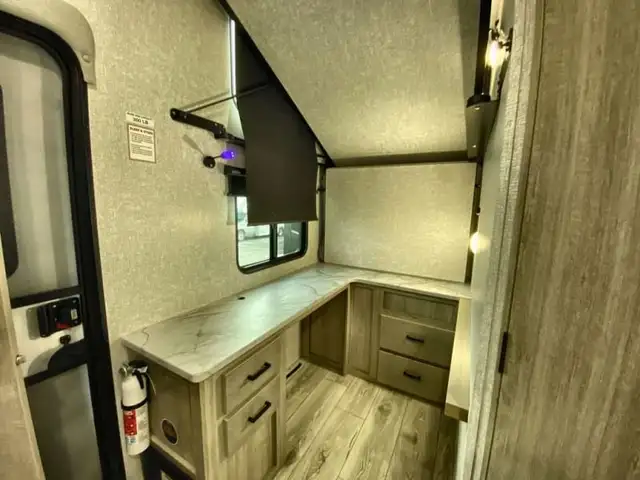 2025 EAST TO WEST Alta 3100KXT in Travel Trailers & Campers in Bedford - Image 43