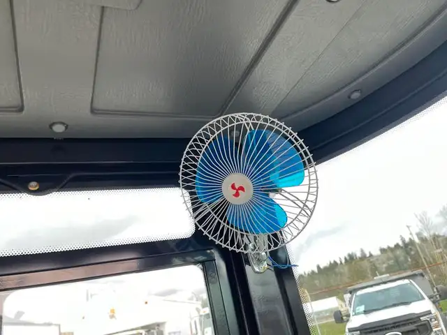 2024 agt Industrial Green QH13R Mini Excavator 420CC Gas Engine  in Heavy Equipment in Richmond - Image 36