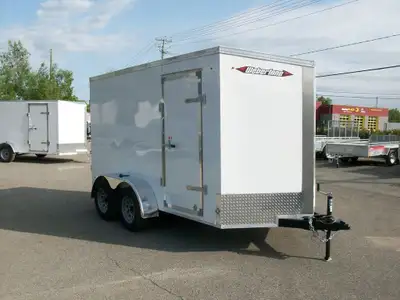 Remorque neuve 6' x 12' v-nose 2 essieux GLISSIERE HD 6'.6'' de haut interieur plywood 3/4 plancher...