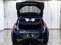 **ONE OWNER - ACCIDENT FREE** 48,064 KM This 2021 Toyota Corolla XSE Hatchback is powered by a 2.0L... (image 9)