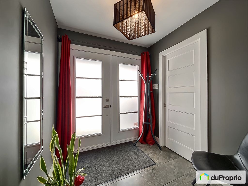 $734,500 - 2 Storey for sale in Victoriaville — photo 3