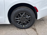 ENGINE: 3.6L PENTASTAR VVT V6 W/ESS (STD),BRIGHT WHITE,BLACK SEATS W/AXIS II,QUICK ORDER PACKAGE 27L... (image 7)