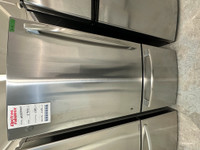 9161-Neuf Refrigerateur GE Congelateur en bas Stainless Bottom