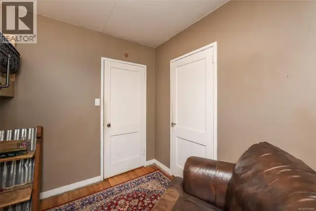 2767 Ulverston Ave Cumberland, British Columbia in Houses for Sale in Comox / Courtenay / Cumberland - Image 24