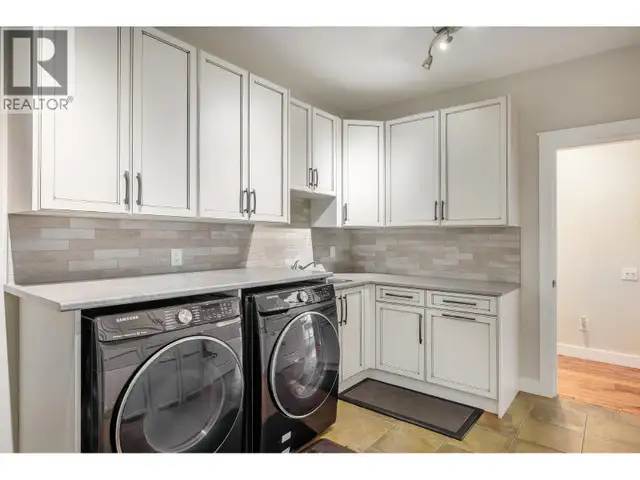 3672 Luxmoore Road Kelowna, British Columbia in Houses for Sale in Penticton - Image 36