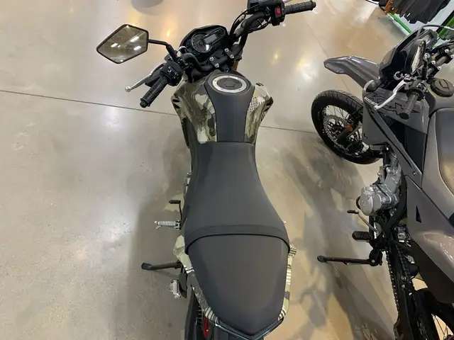 2025 Kawasaki Z125 PRO in Street, Cruisers & Choppers in Guelph - Image 8