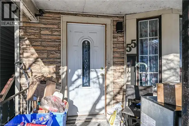 55 FRANCIS Street Hamilton, Ontario in Houses for Sale in Mississauga / Peel Region - Image 5