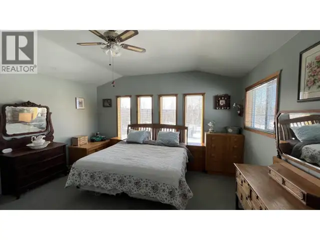 5403 UPPER HOUSEMAN ROAD Forest Grove, British Columbia in Houses for Sale in 100 Mile House - Image 9