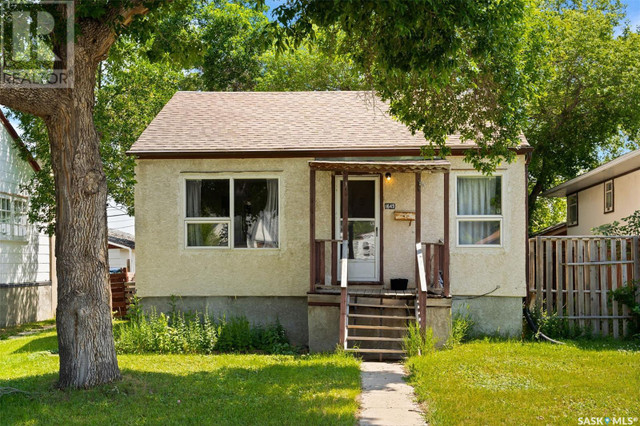 1649 Garnet STREET Regina, Saskatchewan in Houses for Sale in Regina - Image 2