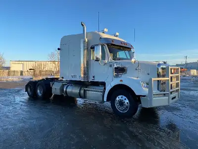 2020 FREIGHTLINER D12264SD;Heavy Duty Trucks - Conventional Truck w/ Sleeper Penske Location 830 45T...