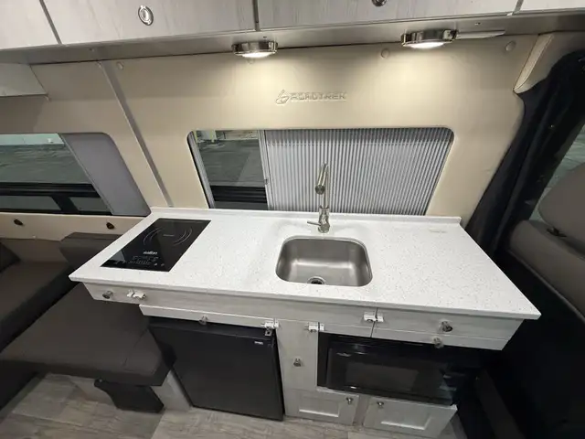 2023 Roadtrek SS Agile in RVs & Motorhomes in Windsor Region - Image 20