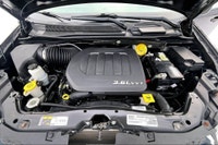 3.6 L 6 Cyl Engine Vehicle Options: Accident Free! Led Headlights, Vehicle Disclosures: No Vehicle D... (image 8)