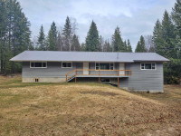 RENOVATED HOME ON SMALL ACREAGE!