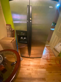 Réfrigérateur/ fridge Whirlpool deux portes