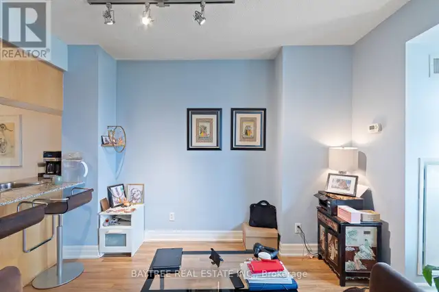 1408 - 8 SCOLLARD STREET Toronto (Annex), Ontario in Condos for Sale in City of Toronto - Image 14