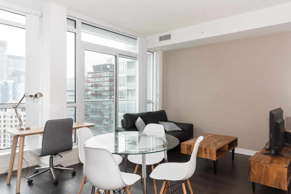 Furnished 1 Bedroom Suite for Rent - Downtown Toronto in Long Term Rentals in City of Toronto