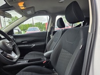 8.0-inch NissanConnect colour touchscreen display with Apple CarPlay and Android Auto integration, 7... (image 8)