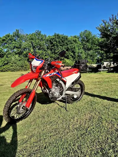 Welcome to Ride Collective - AB APPLY NOW: https://www.ridecollective.ca/get-pre-approved 2022 HONDA...