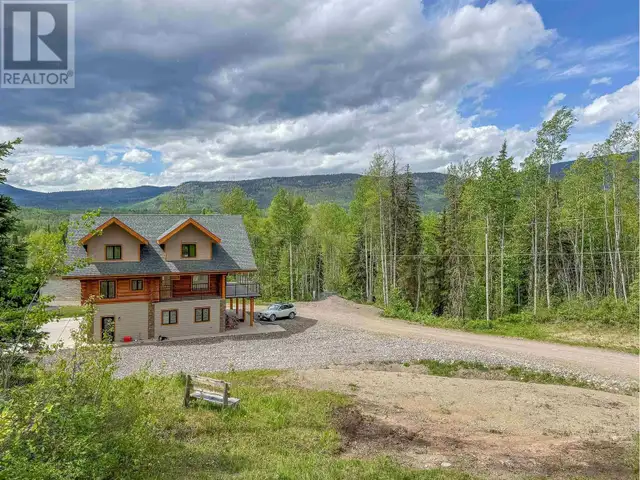 585 16 HIGHWAY Smithers, British Columbia in Houses for Sale in Smithers - Image 11