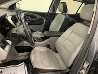 Check out this vehicle's pictures, features, options and specs, and let us know if you have any ques... (image 6)