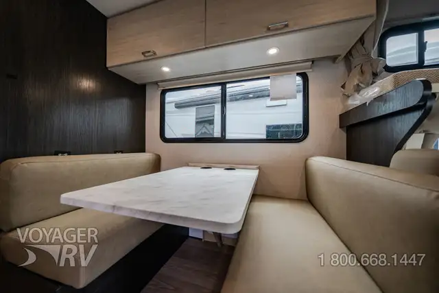 2027 Winnebago Sunflyer 22RS in Travel Trailers & Campers in Kelowna - Image 38