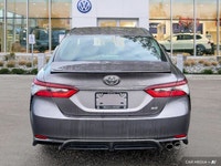 This Toyota Camry delivers a Regular Unleaded I-4 2.5 L/152 engine powering this Automatic transmiss... (image 3)
