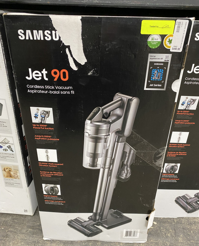 Samsung Jet90 Ultimate Stick Vacuum with Extra Battery in Vacuums in Peterborough