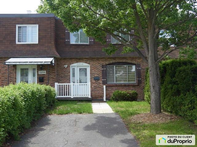 $419,000 - 2 Storey for sale in Longueuil (Vieux-Longueuil) — photo 1