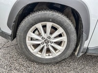 This Toyota Corolla Cross boasts a Regular Unleaded I-4 2.0 L/121 engine powering this Variable tran... (image 9)