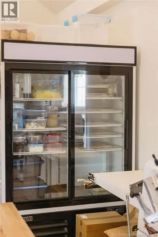 40 Douglas ave Bathurst, New Brunswick in Commercial & Office Space for Sale in Bathurst - Image 13