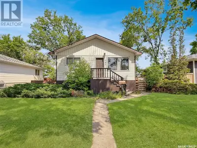 Welcome to 157 2nd SE, an exceptional bungalow that will not be available long! Conveniently situate...