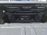 NEW TO CANADA? WE HAVE AN APPROVAL WAITING FOR YOU! The 2017 Honda Ridgeline EX-L is a versatile pic... (image 9)