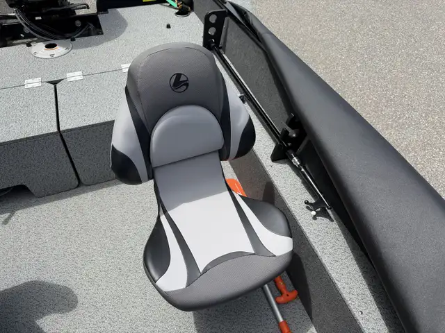 2023 Legend 16 XTE SC Sport Pre-Owned Fishing Boat in Powerboats & Motorboats in Sudbury - Image 15