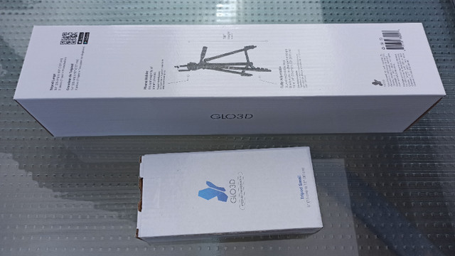 Two Brand New GLO3D Tripods in Cameras & Camcorders in City of Toronto - Image 2