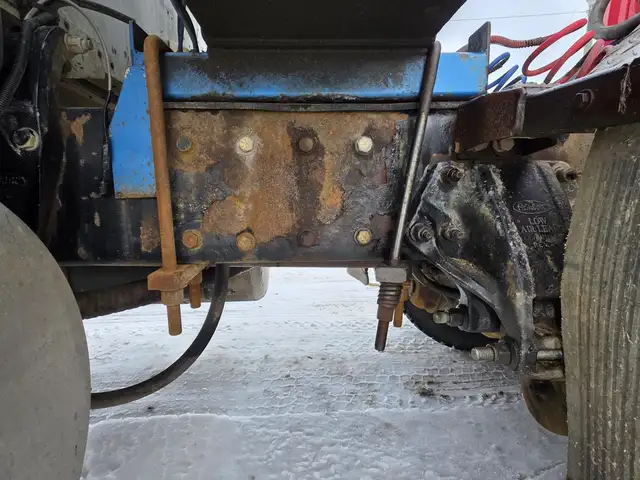 2012 PETERBILT 388 in Heavy Trucks in Saskatoon - Image 37