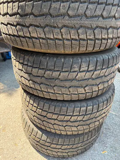 255/60r18 255/60/18 255-60-18 255 60 18 Toyo Observe GSi-6 LS Winter Tires Excellent condition No da...