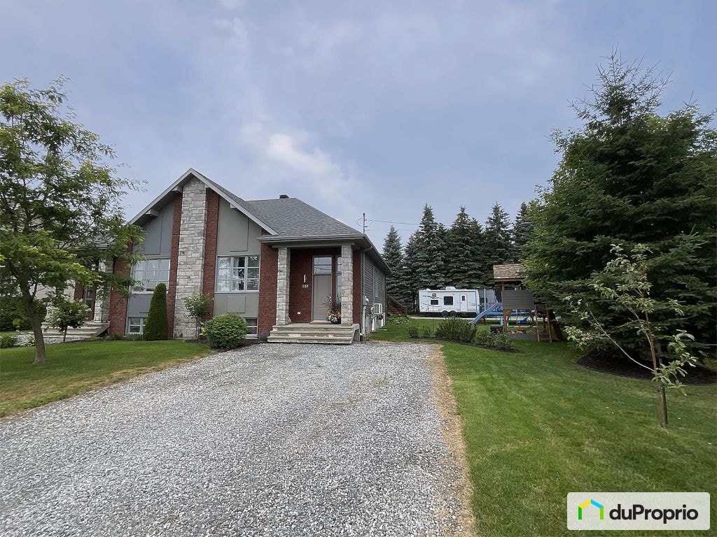 $339,500 - Semi-detached for sale in St-Bernard — photo 1