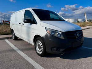 2016 Mercedes-Benz Metris Van 126'' RWD