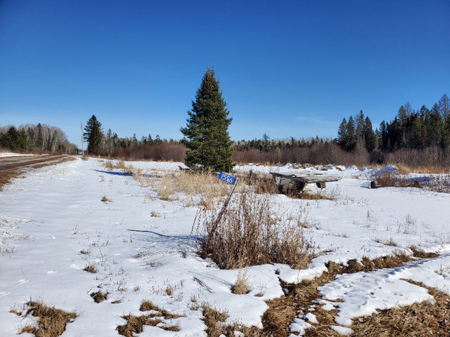 LAND FOR SALE, 1556 PEDDLERS DRIVE,  MATTAWA ONTARIO in Land for Sale in Petawawa - Image 2