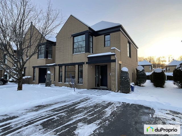 $474,500 - Townhouse for sale in Levis — photo 1