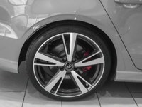 All Wheel Drive,Turbocharged,Rear Bench Seat,A/C,Temporary Spare Tire,Active Suspension,Keyless Star... (image 7)