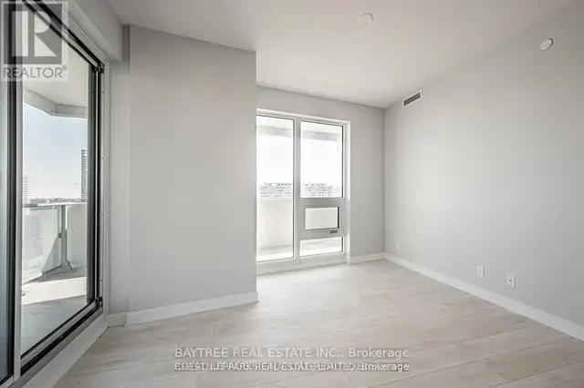 2202 - 2221 YONGE STREET Toronto (Mount Pleasant West), Ontario in Long Term Rentals in City of Toronto - Image 5