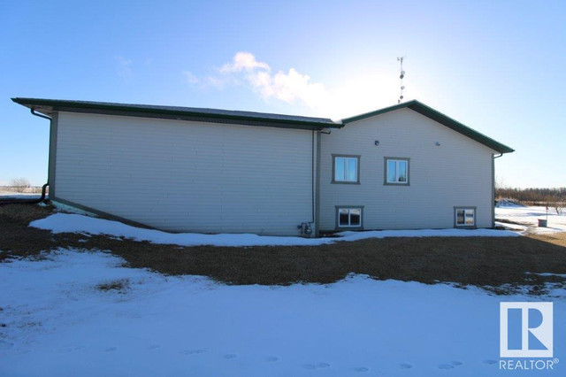 1,59424 RRD 263 NE Rural Westlock County, Alberta in Houses for Sale in Edmonton - Image 4