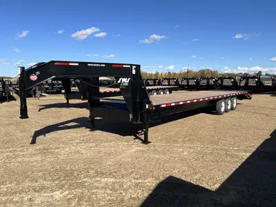 NEW 2025 SWS 8.5 x 34' Gooseneck Trailer Tri Axle 3 x 7000 lb Axles w/ Electric Brakes on all Axles...