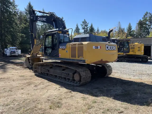 2019 John Deere 300G in Heavy Equipment in Parksville / Qualicum Beach - Image 5